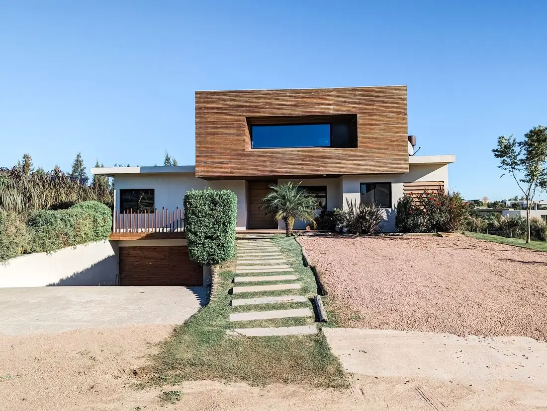 Casa en Colinas de Carrasco, Canelones: foto 2 de 12