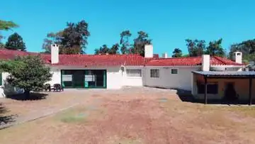 Casa con cancha en El Pinar: cuadro del vídeo 3